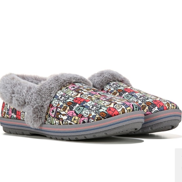 Women's BOBS For Dogs Too Cozy Slipper - Snuggle Rovers (Grey/Multi Color) - Picture 1 of 7